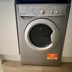 Spacious 1-Bed Central London Flat
